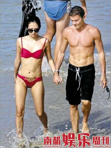章子怡赴海岛会男友商婚期