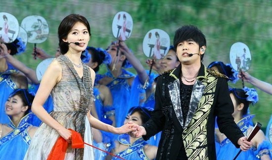 周杰伦林志玲 赵本山   2011 兔年 春晚 大腕明星神
