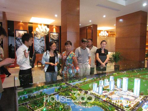 365看房团:9月15日网友走进宝能睿城-芜湖房地