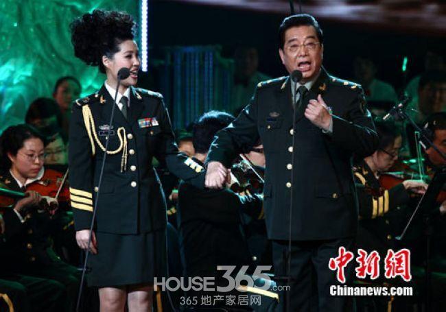 李双江夫妇照片_李双江夫妇的收入(3)