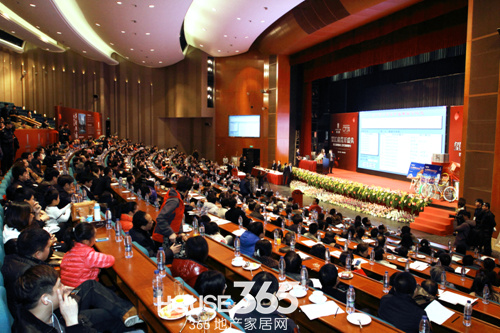 望江府首开当天劲销逾8亿 创造杭州豪宅新典范