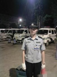 四川一禁毒<em>女警察</em>微博<em>征婚</em> 长相温婉可人(图)-