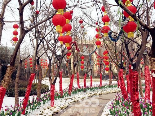 春节假后海伦春天售楼部外景