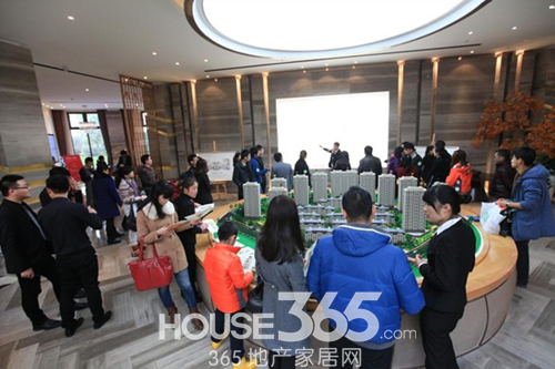 万泰城章首次认筹破100组,90方户型受客户追
