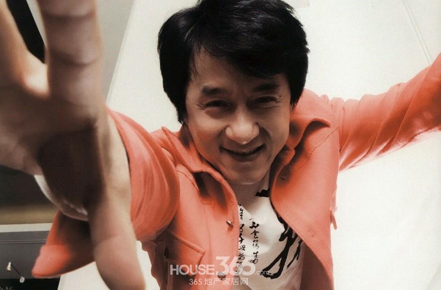  成龙 60大寿之前突然 秘密入院 (图)-合肥365地产